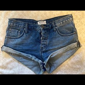 One teaspoon bandits. Size 25. Lightly worn